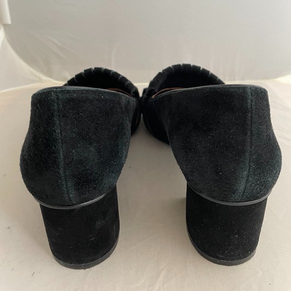 Mid Heel Pump - Picture 2 of 3